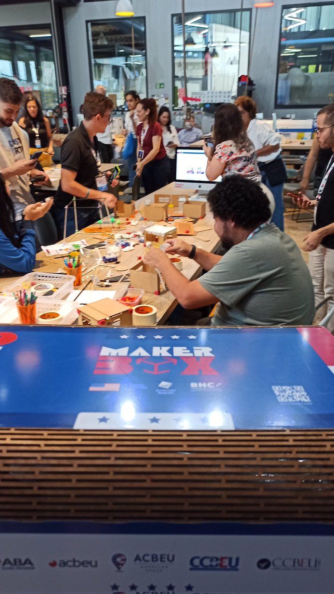 Daniela lyra tweet media