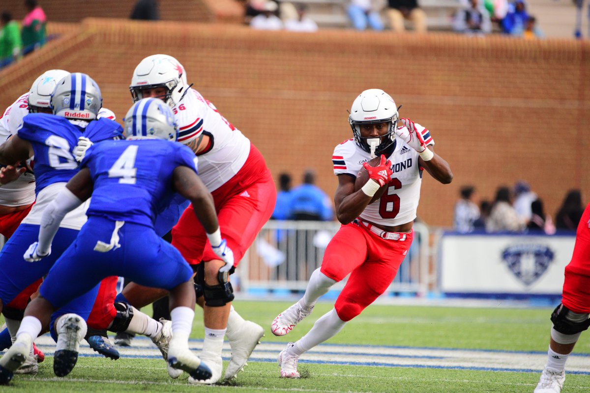 Happy birthday to running back <a href="/dnice238/">Tae</a> ‼️🎉🎂🥳

#OneRichmond