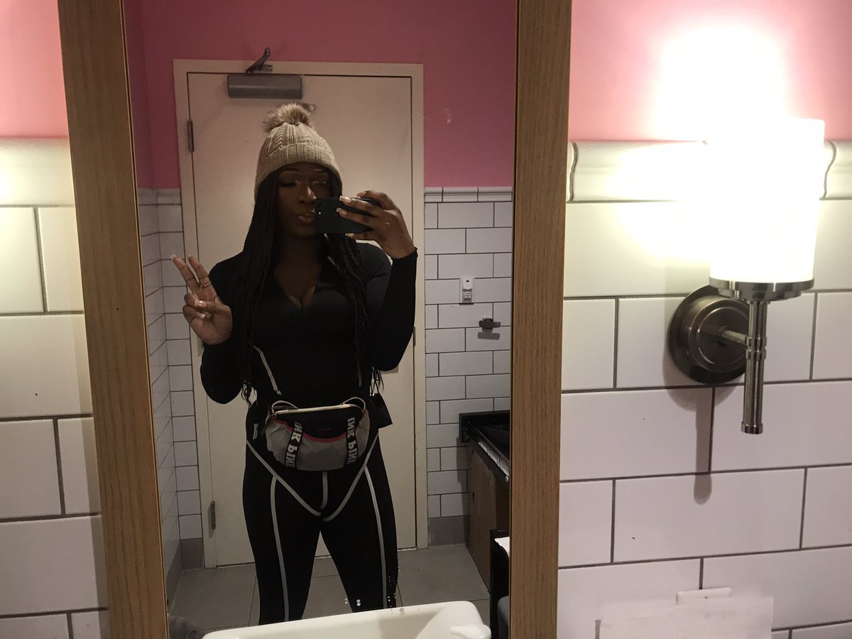 icy6318's tweet photo. #NovaBabe #Mood @fashionnova #NoTimeToWasteLeggingSet #SizeM #ColorBlack #AvailableNow๐ฅ๐ฅ https://t.co/735LCFqraU https://t.co/EQXifEwjvJ