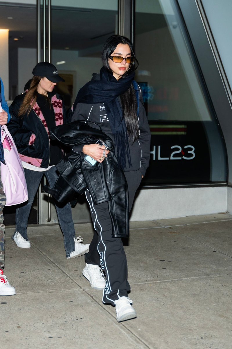 Central Dua Lipa | Fan Account on Twitter: "RT @cdlbrmidias: 📸| Dua