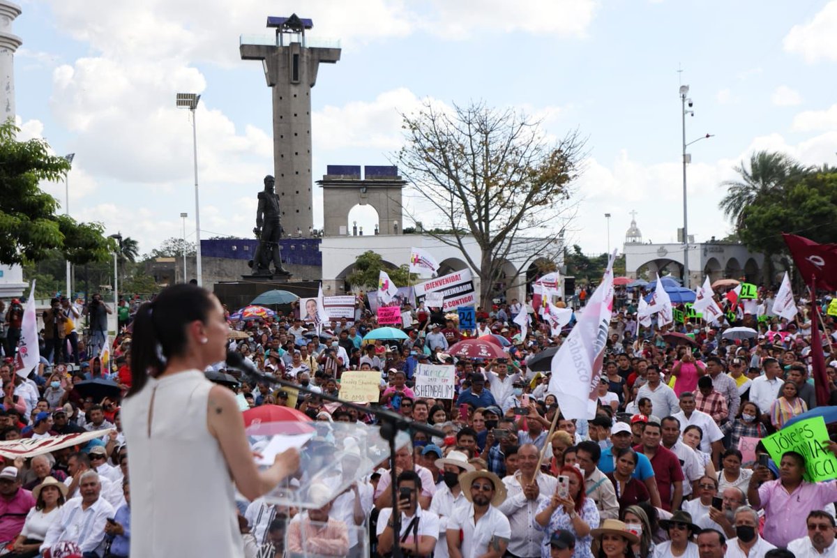 Claudiashein's tweet photo. Me siento privilegiada por haber visitado las tierras de nuestro Presidente @lopezobrador_, la tierra que vio nacer a un hombre que ha hecho historia y quien nos ha enseñado a gobernar con la filosofía de no mentir, no robar y no traicionar al pueblo ¡Viva #Tabasco y su gente! https://t.co/jE8oEoPfa4