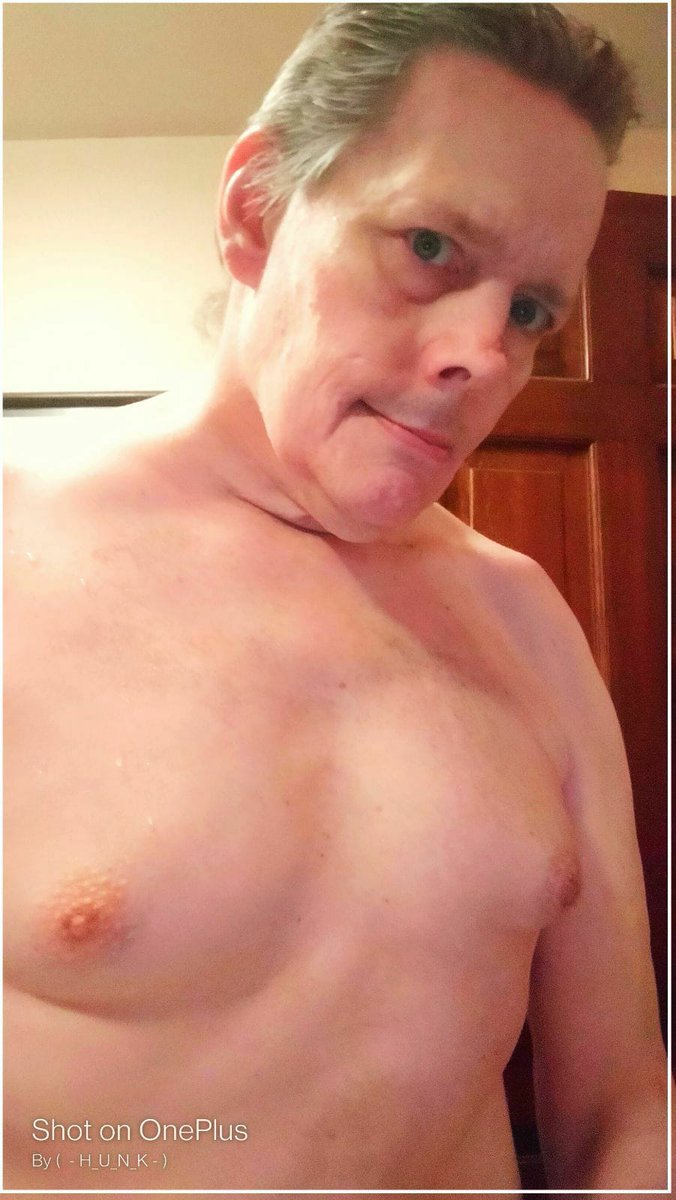 Rocker1985MB's tweet photo. @pimpcess_kiyaa @Jayecane Can I be your sugar daddy, babe? https://t.co/UCnpPFOmHL