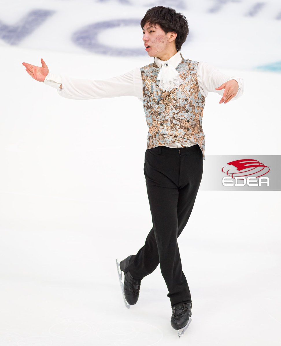 edeaskates's tweet image. ISU Grand Prix Final 2022/23 - Senior Men  ⁠
Good job #edeafamily!👏🏽👏🏽
5 Kao MIURA 🇯🇵⁠
6 Daniel Grassl 🇮🇹⁠
.⁠
.⁠
.⁠
#edeaskates #GPFinal22 #GPFTorino2022 #FigureSkating #MadeOfStars #GPFigure #JGPFigure #iceskating #homeofchampions #edeaicefly #edeapiano