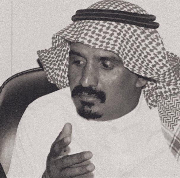 ليت الغرابيل جتني من عدوّ لي 
اما تقاضيت ولا بيتقاضى لي 

لكن من واحدٍ ذكرة غناةٍ لي 
ولا زلت احبه وابا احبه ولا ابالي

لامر طرق بخدراته سلامّ لي 
كنه يسلم علي بصوته العالي

خلوني اسج عن موضوعه احسن لي
والا الغلا والله ان يبطي وهو غالي

-سعد بن جدلان