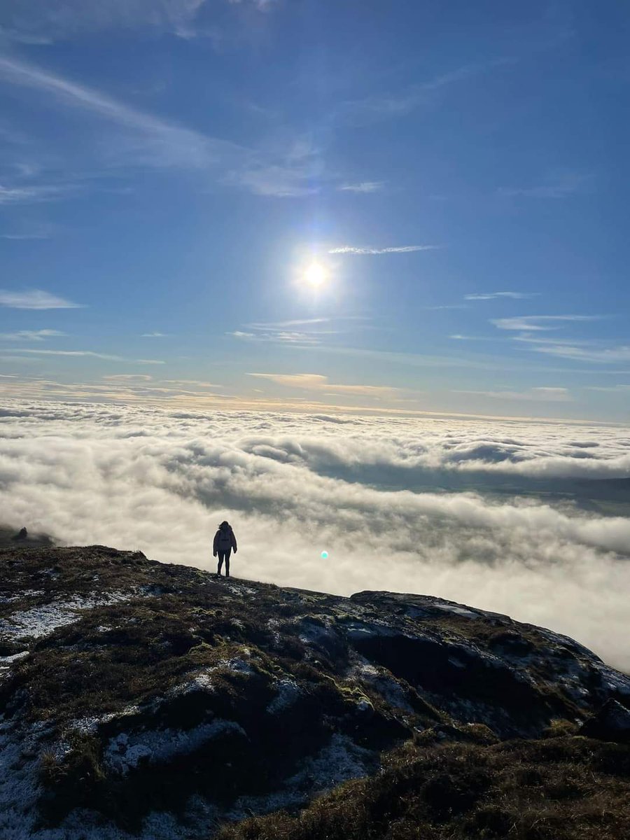 DundalkAllan's tweet photo. You'd be forgiven for thinking this was somewhere like the Alps. But this was taken on the Cooley mountains earlier as our scouts from @StPatricksScout group were out hiking. Unreal photo from one of the leaders. https://t.co/5HRCh0Q7cg