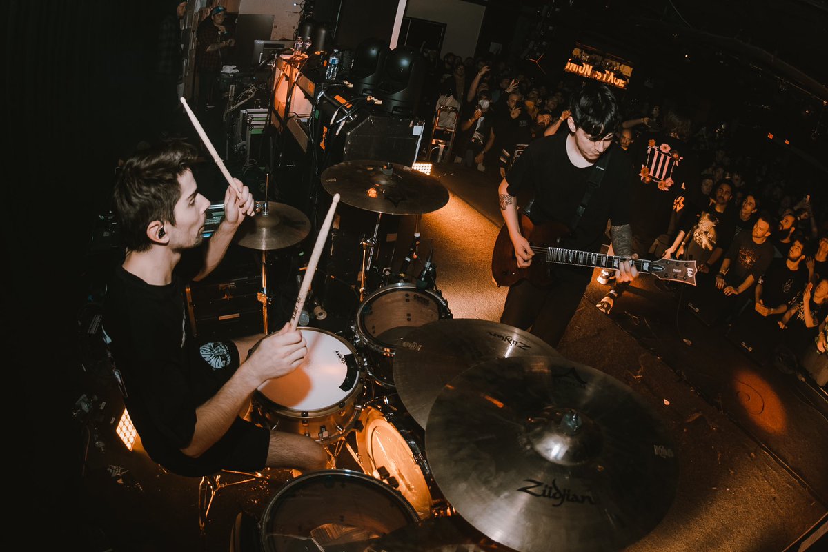 counterparts905's tweet photo. EULOGY TOUR: SOLD OUT DC

New Jersey is now sold out. Boston and Toronto going to sell out soon so grab a fuckin ticket 

📸 @GabeThePigeon https://t.co/DG1TxD6ghs