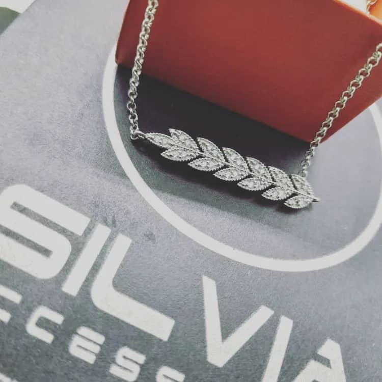 Silviaaccessory's tweet photo. ุชุฃููู ุจุนูุฏ ุบุตู ุงูุฒูุชูู๐ฟ
ู
ู
ูู ุชุทูู
ูู ู
ุน ุฎุงุชู
ุบุตู ุงูุฒูุชูู ุจุฑุถู ๐คญ๐๏ธ
ุงูุณุนุฑ 9:500
ููุทูุจ ูุงูุฅุณุชูุณุงุฑ DM
#ุชุฃูู_ู
ุน_ุณููููุง
#ูุถุฉ
#ุณููููุง_ููุฅูุณุณูุงุฑุงุช
#Shine_With_Silvia
#Silver
#Silvia_Accessories https://t.co/H2IxCQ3WQJ