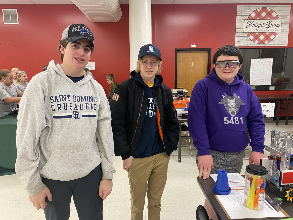 akemp215's tweet photo. First Robotics Meet!  @SDHS__robotics You guys did awesome Rylan, Garrett, and Michael!  Next meet on January 7! https://t.co/ztV6m3NOrE