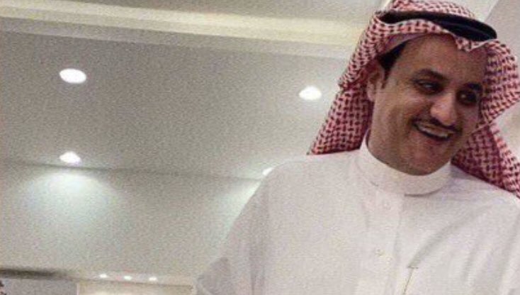 •
            - ضيدان بن قضعان
-جالسٍ معكم واهوجس وسجيت وسريت
   رحت كلي مابقى الا عيوني وجسدي

            - عبدالله بن عون
-مغير اهوجس تقول مضيعٍ حاجه
   واخذ واسند على روحي وأهرجها

             - سفر الدغيلبي
-اقترب و اسج و اسولف و اغيّب
  ثم اسوي لي سواهه بلا سبايب