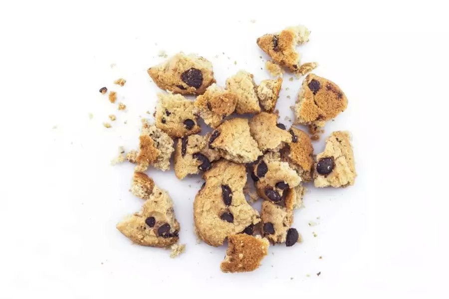 adenish1's tweet photo. found the recipe
mix roll cut bake cool CRUMBLE
forgot to add eggs

#HaikuSaturday #haiku #cookies #baking #bakeoff #cookieexchange #holidaybaking #cookingdisasters #writingcommunity https://t.co/3sz3x3pn8m