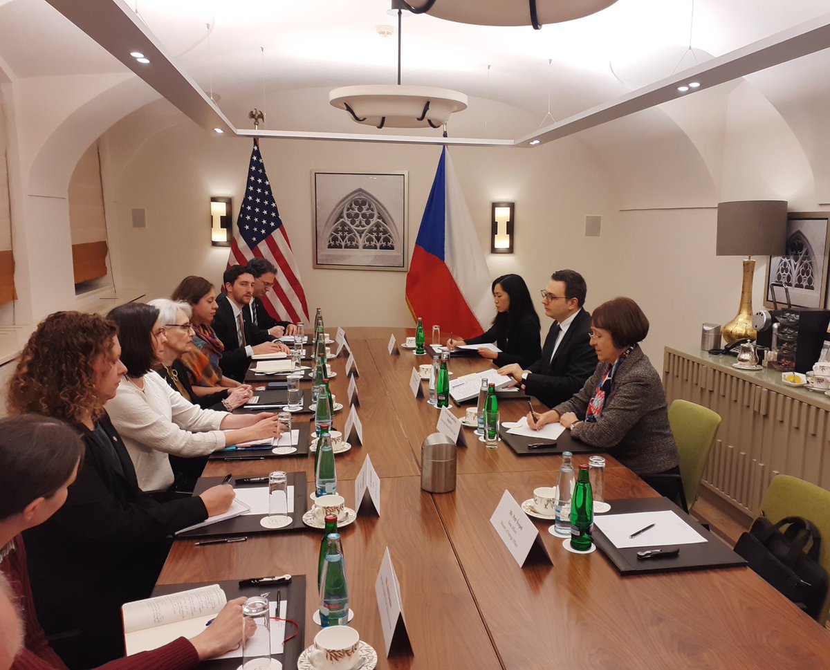 JanLipavsky's tweet photo. I met with 🇺🇸 @DeputySecState Wendy Sherman. We discussed:

👉🏻 Our excellent bilateral relations
👉🏻 Support for Ukraine 🇺🇦
👉🏻 Sanctions on Russia

Looking forward to further strengthening the 🇺🇸-🇨🇿 relationship and transatlantic cooperation. https://t.co/f0TKNLVxpU