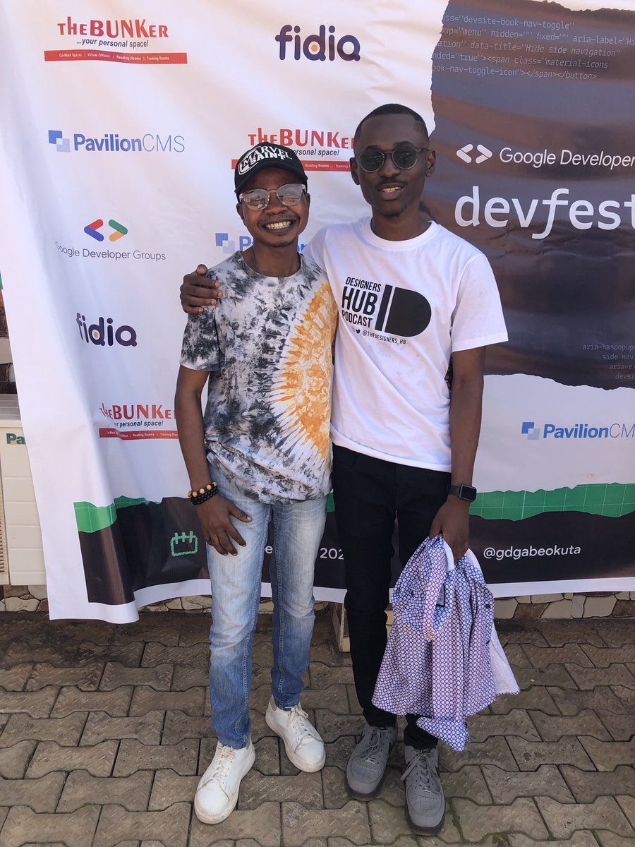 Marvelsaint's tweet photo. A Great time at @gdgabeokuta to meet my mentor @jejefolorunso in @NgSidehustle who happen to be one of the speaker for today. I finally meet the beautiful voice behind the phone when teaching us 😀

@ZICCOcfr come and see o 😁😂

#DevFestAbk #DevfestAbeokuta #devfestabk22 https://t.co/lmshbrKOPY
