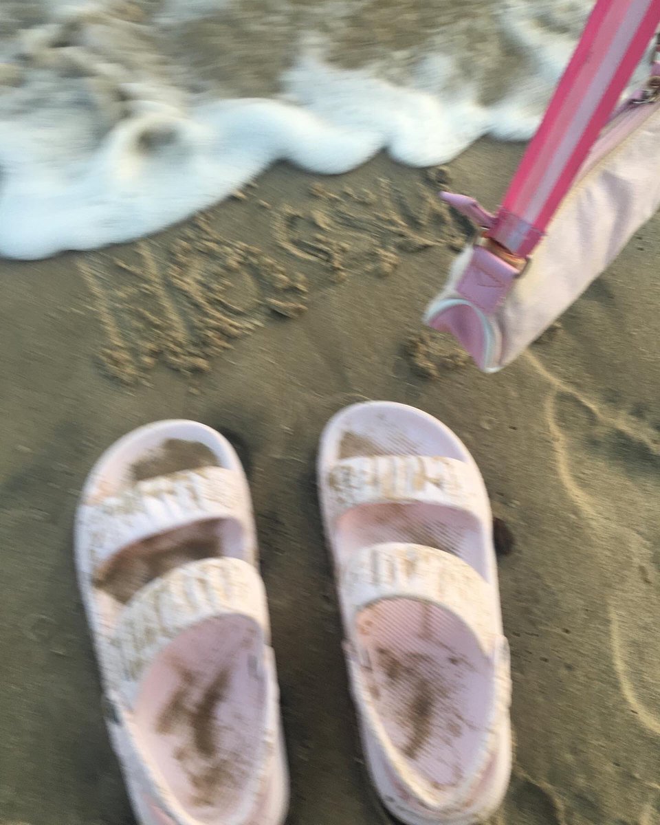 hosannaabraham's tweet photo. 🏖️☀️ https://t.co/kOsaQ7mKkc