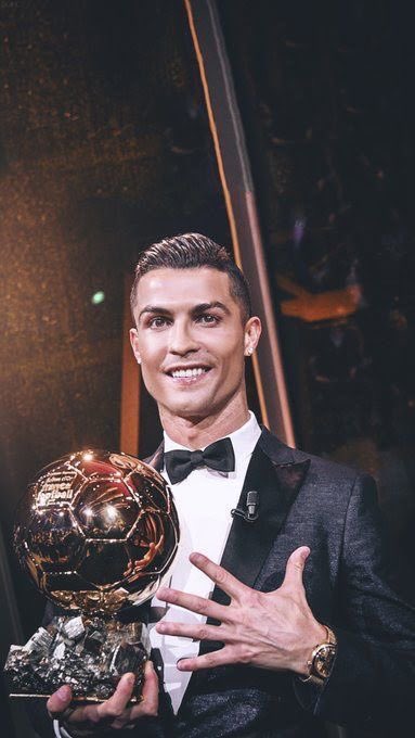 ffslipx's tweet photo. you have accomplished many things that people would die to have, you have inspired millions, you are the reason why the new talents of football are here right now. 

you are a legend to your home, your teams, and to the whole world. https://t.co/NnIgxHs85W