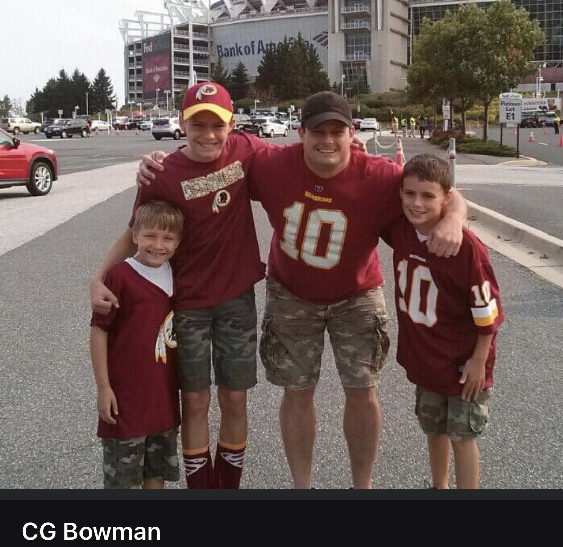 bowmanrugby2's tweet photo. @jonallen93_ Blended family and I converted a cowboy fan - fans for life#. This was a decade ago. Too pricey to update this photo but we will try. My oldest plays D3 football t Randolph Macon -reminds me of Milne https://t.co/MLgMHSYpe8