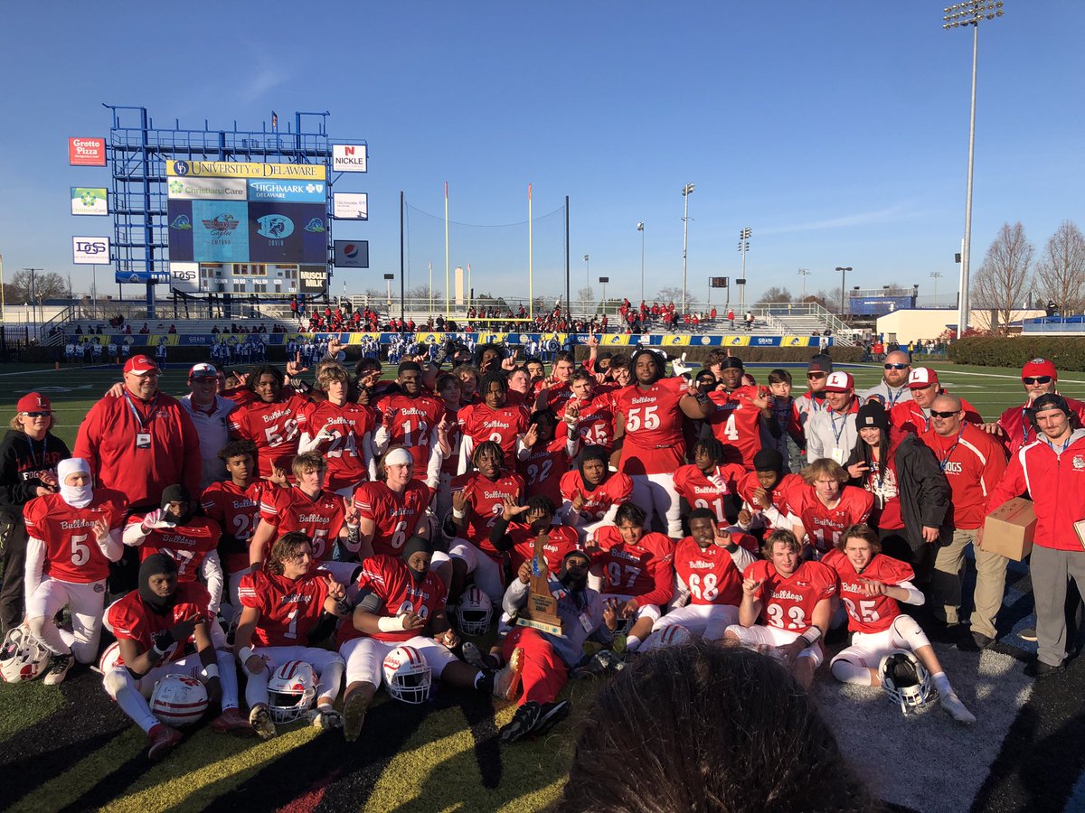 Bulldogs said they wanted “13” all season long. They finish a perfect 13-0 record and 2nd straight state 🏆 

#delhs