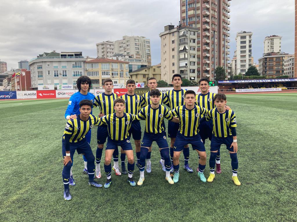 efekaankayanoz's tweet photo. 💛💙 https://t.co/WC71fWNhqL