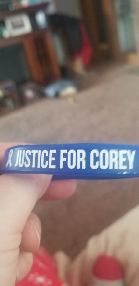JenniferButle13's tweet photo. @Corey_Feldman look what I found on Etsy..#feldfam #justiceforcorey #noexcuseforchildabuse I support you 100%!!! https://t.co/YuUhfDEKqU