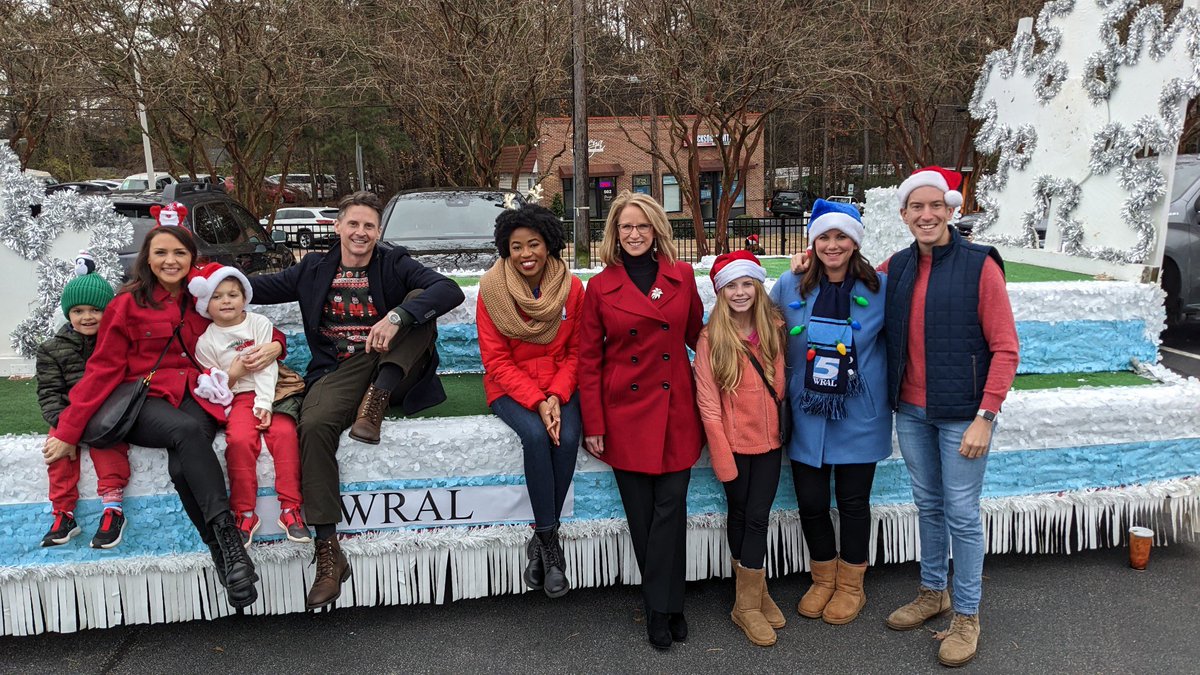 JoeFisherTV's tweet photo. The @WRAL team at the #Cary Christmas Parade!! 🎅🏻 🎄 https://t.co/qNHkkm0tHv