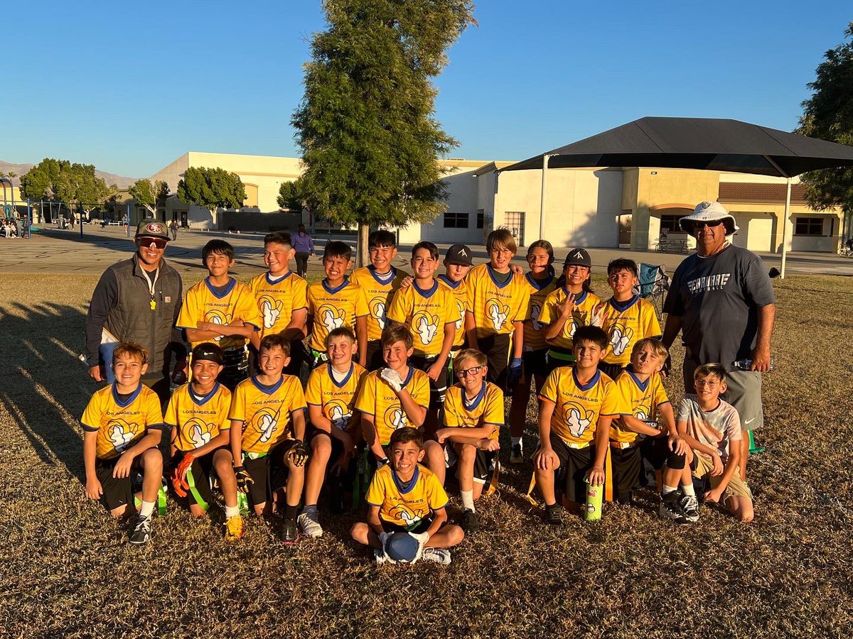 coachFL0's tweet photo. CONGRATULATIONS Kids!! Enjoy This!! You EARNED IT!! So very Proud of You ALL! #EXPLORERSEXCEL #DSUSD Flag Football CHAMPS ๐๐๐ a lot of behind the scenes work to bring back sports to the Elem. Schools. We are Grateful. Thank you again @coachkdcacomets @DSUSDExpanded @dsusdPLN https://t.co/R9zM9I62G3