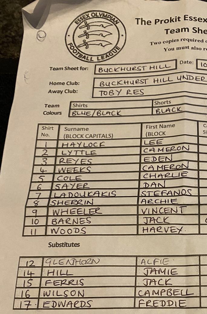 buckhursthillfc's tweet photo. Possibly one of the youngest ever senior sides put out at @buckhursthillfc by @DarrenGosnell2 for @BHFC23s against @TobyFC_ in the @eofl 

#futureteam

Average squad age was 18, would have been less but for @StefanL_7 😘 🔵⚫️⚽️ https://t.co/t6FASNdm9V