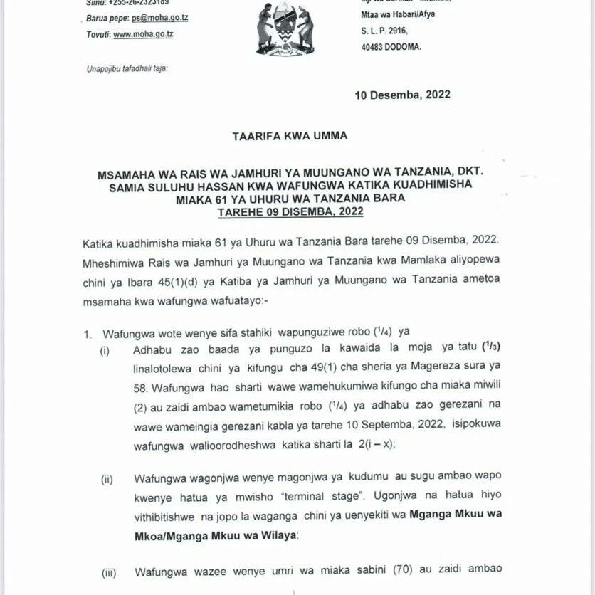 lepadreTZ's tweet photo. Amewasamehe wafungwa wa kike wenye mimba na wanaonyonyesha, wafungwa wazee wenye umri wa miaka 70 au zaidi, wafungwa waliohukumiwa maisha na wameshatumikia adhabu Yao kwa zaidi ya miaka 20 na wengine kama ambavyo ripoti inaonyesha.
@ikulu_mawasiliano
#treenews https://t.co/YSQ9OWUNxN