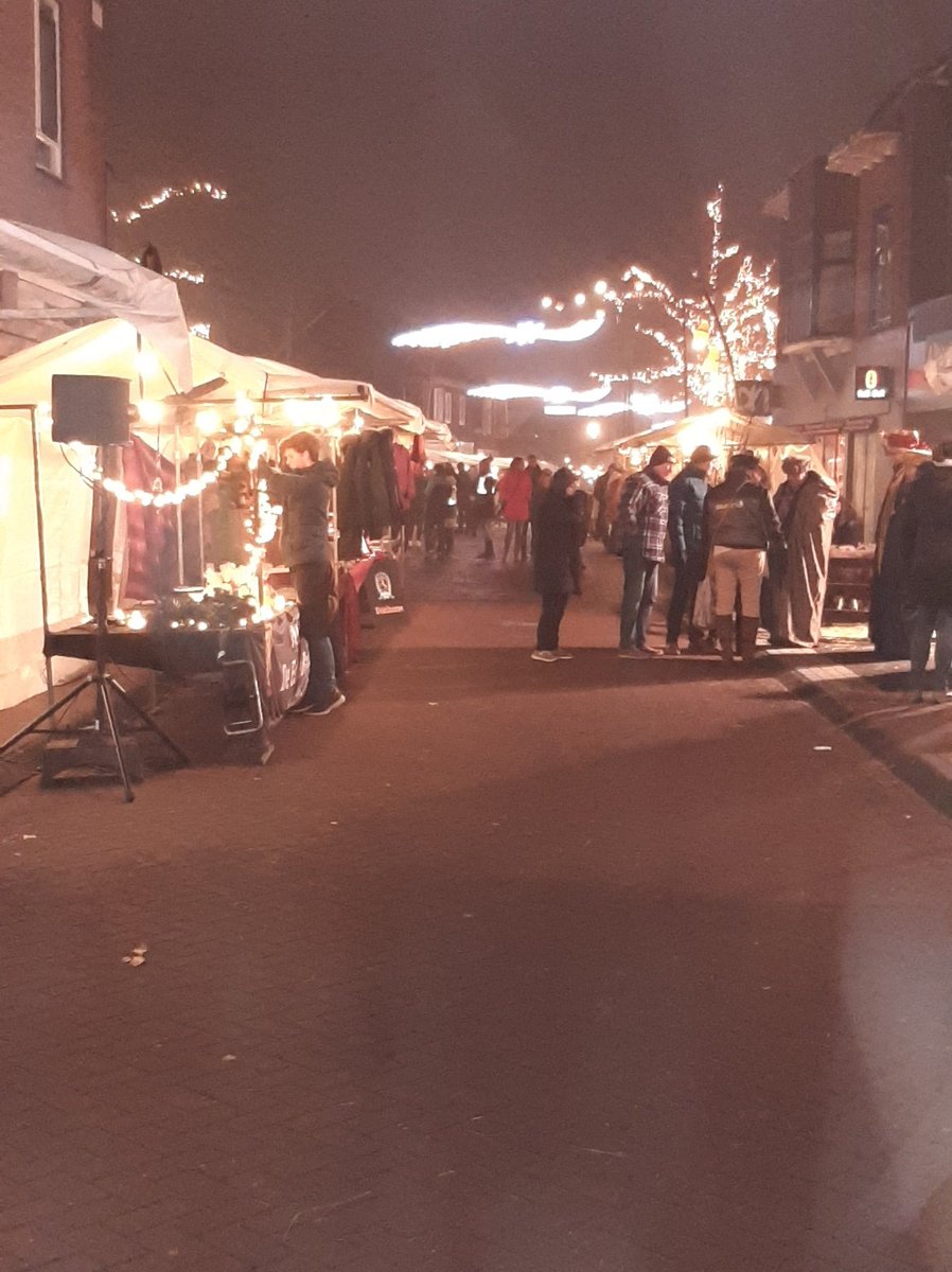 ppjwjacobs's tweet photo. Weer een geslaagd evenement afgerond.  #kerstfairholten volgend jaar weer? https://t.co/E3SZXBrBZ4