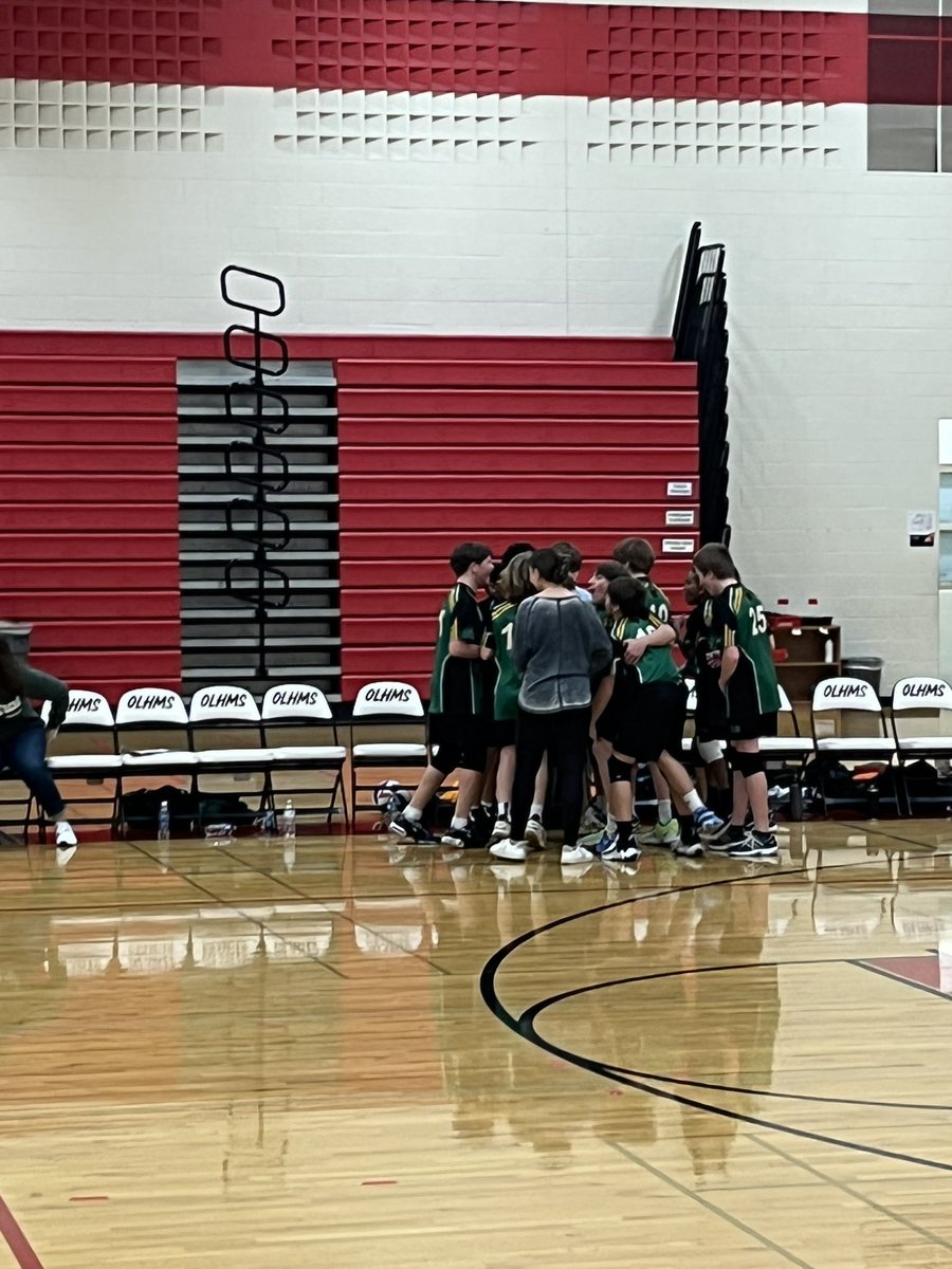 jendaly12's tweet photo. 25-11 Game 1!🎉🎉🎉 @EPCMS_Athletics https://t.co/GEfxuw7wFa