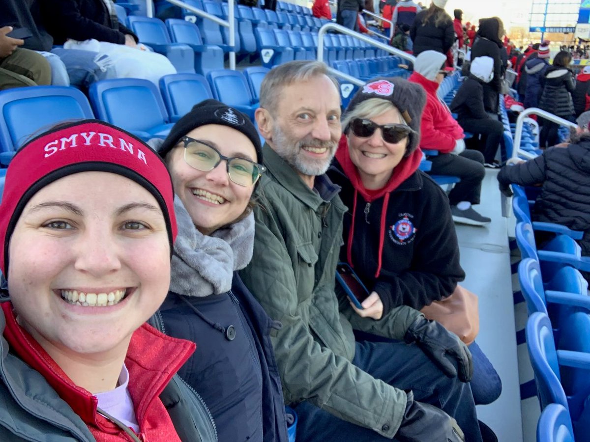 SPBrown_EdD's tweet photo. Let’s go, Smyrna! 🦅🏈#DIAAchampionships #smrynastrong #eagleup #luckysuperintendent https://t.co/hasrmCERbe
