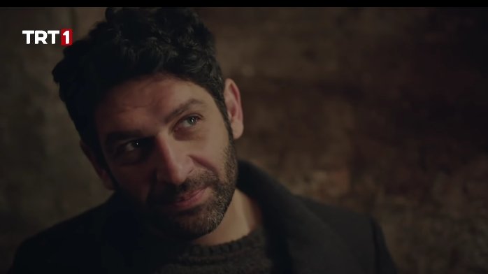 Tansellendik's tweet photo. Sana geldim. Gelmeyecektim. Yolda gelmemem için elli tane sebep saydım, ama sebepleri saydıkça fark ettim ne kadar çok gelmek istediğimi 🤧
#hannac #masumlarapartmanı https://t.co/gDFHATMJgC