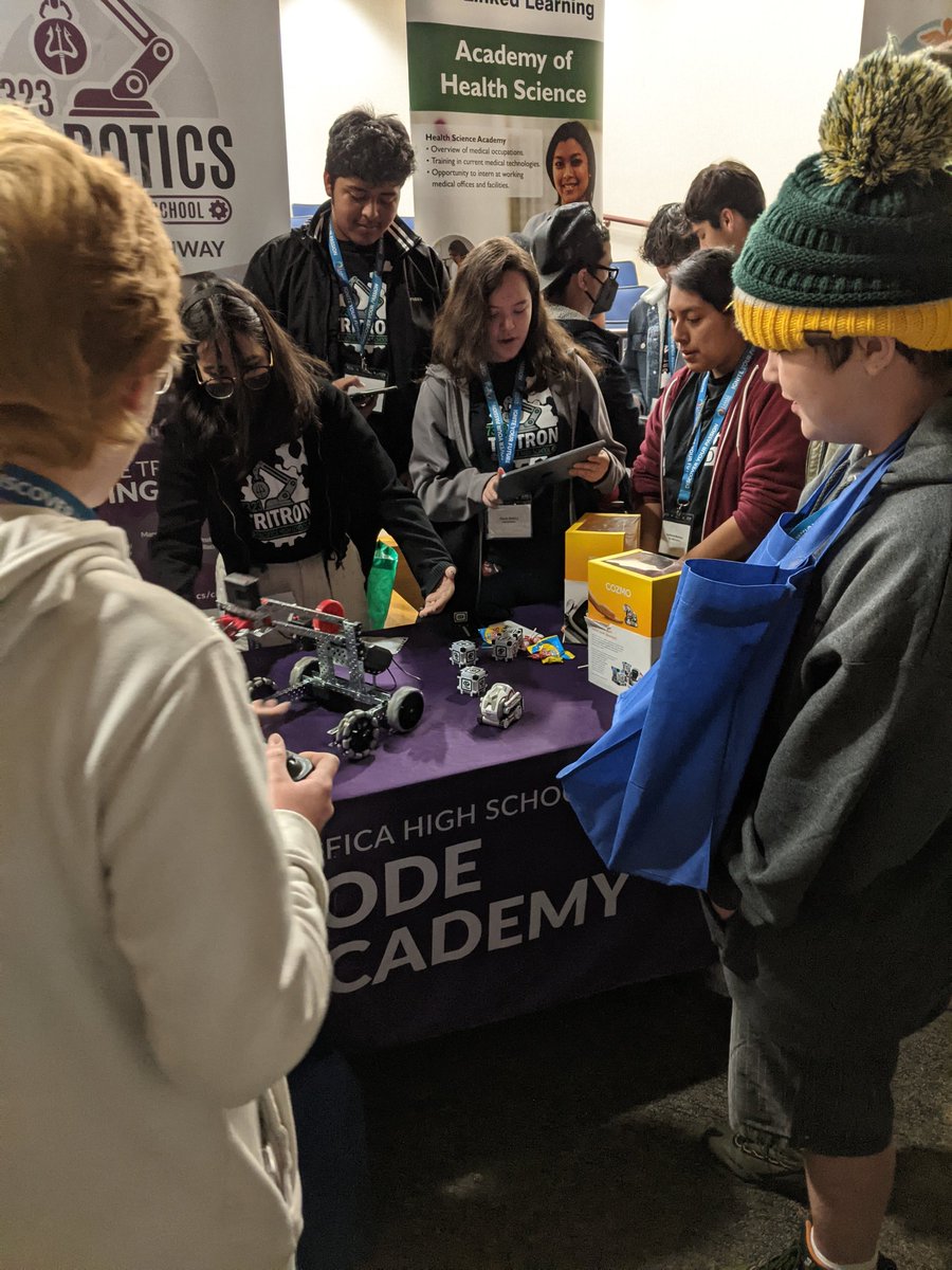 Stacy Hunter tweet media