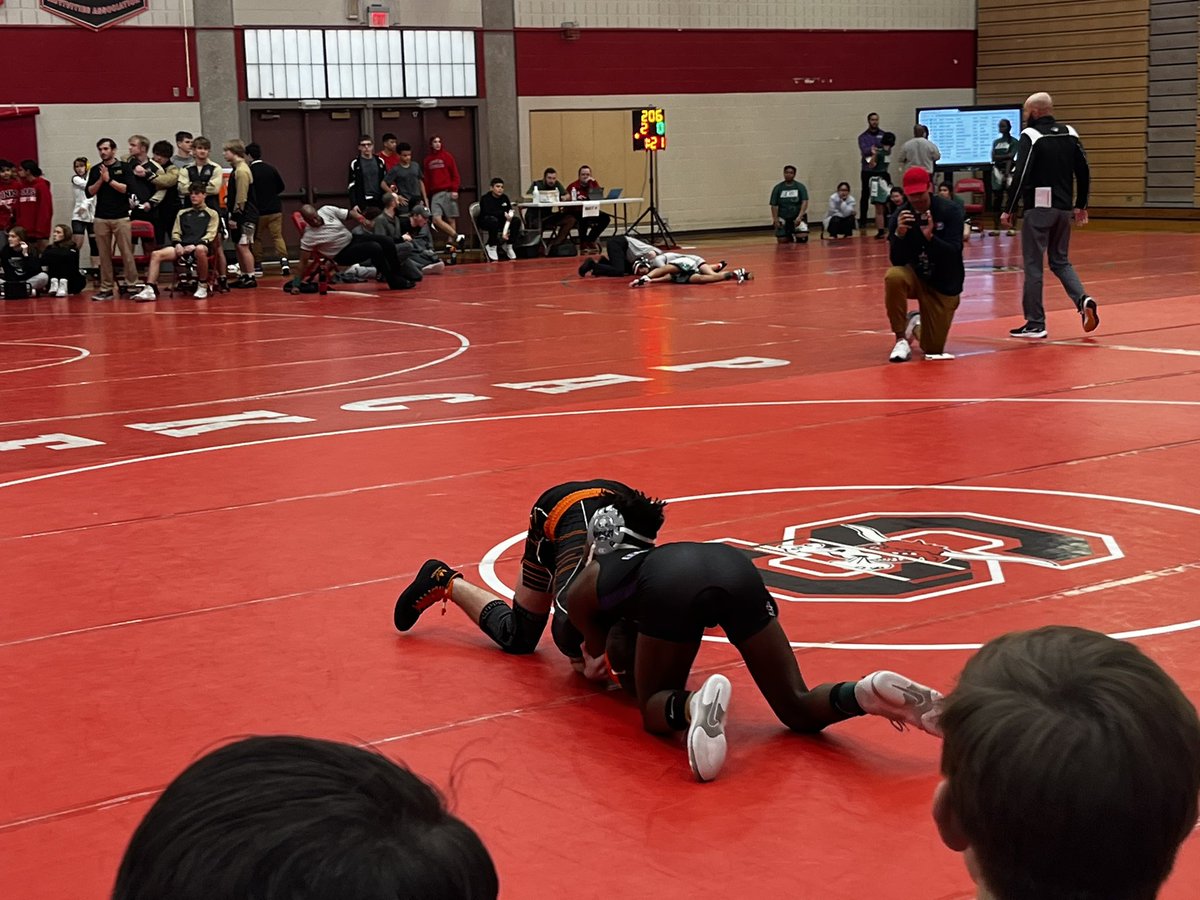 Braiden Kort won a scramble in the second period and tacked on a takedown in the 3rd to win 8-0 over Bonam! 🔥🔥