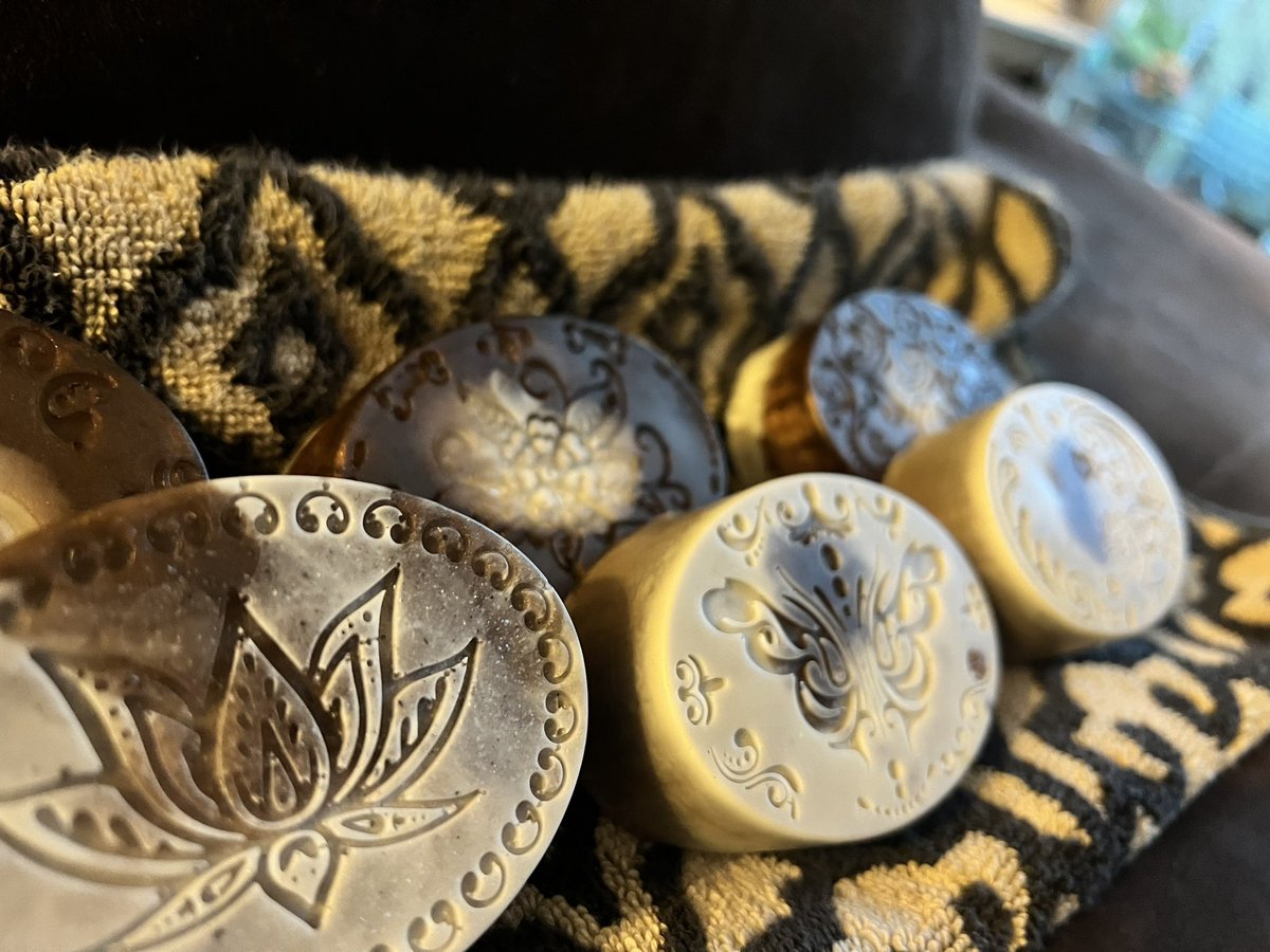 RoadQueen1967's tweet photo. More yummy soaps I’ve created today! White Mocha Truffle, HollyBerry Garland, and Balsam Pine. My kitchen smells heavenly!! 3 bars for $12.00 today! #gotsoap #pdsoapsnsuds #stockingstuffers #handcrafted https://t.co/qUKH9qzsKw