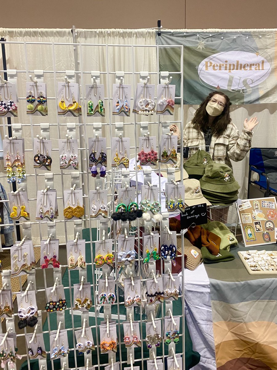peripheralUS's tweet image. its my birthday and all i wish for is to keep this job forever😭♥️😤
RT to help new pals find my earrings?🥹