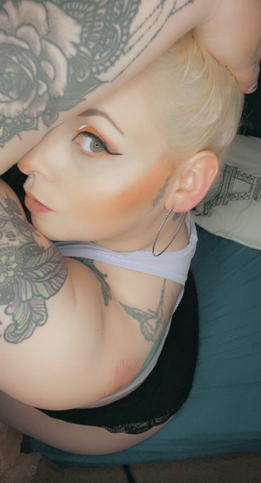 Did you miss me? Between my regular subs and their sends/sessions, my job and home life, I&rsquo;ve forgotten<a href="/tag/aquarius"class="tags"><span>#aquarius</span></a>