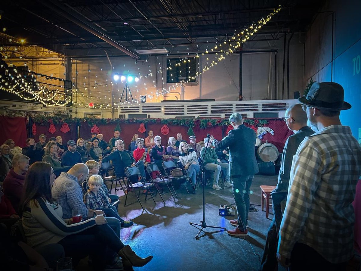 Additional images and great coverage of the To Memphis and Back event last night from Randy B. Schwager. Thank you!