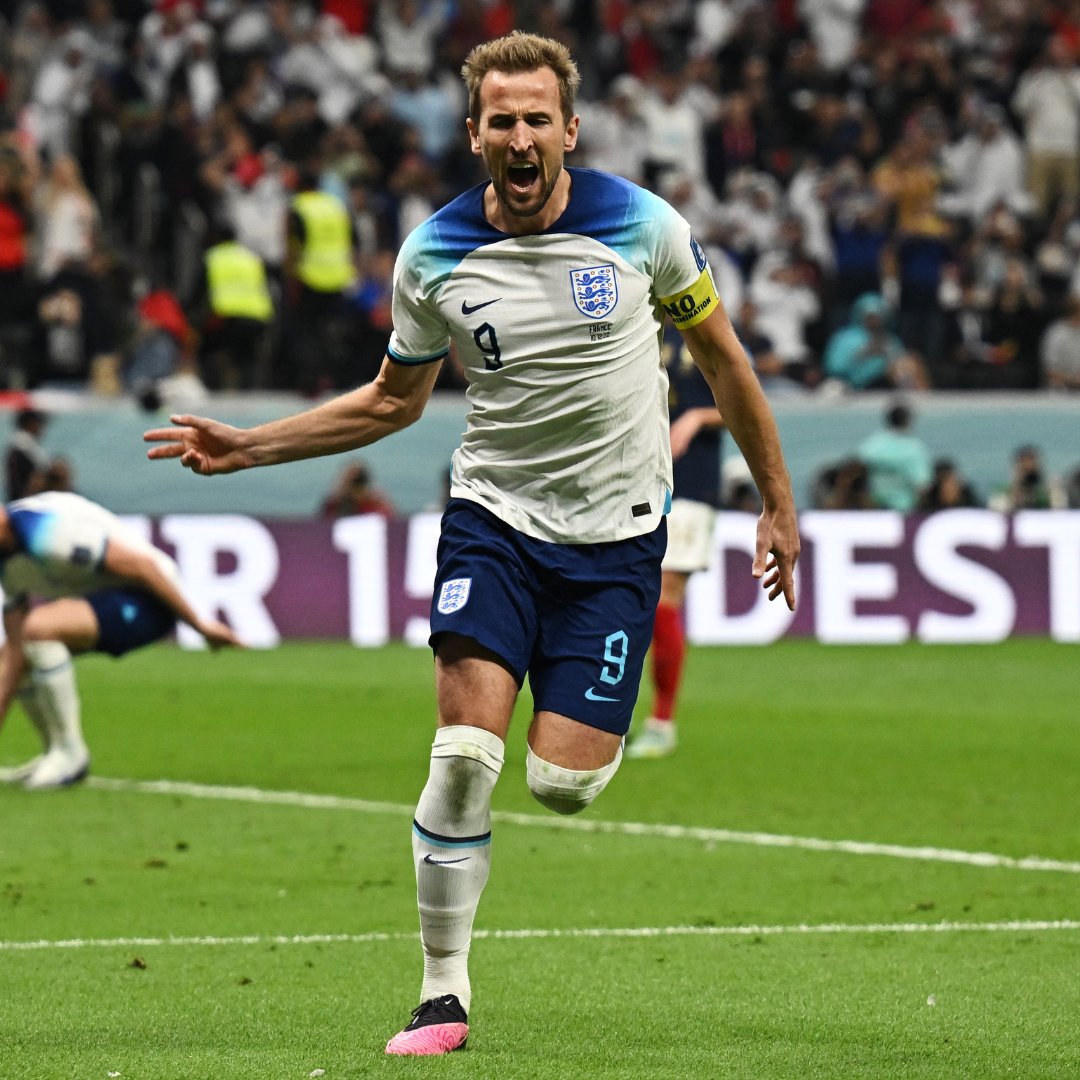 Premier League tweet media