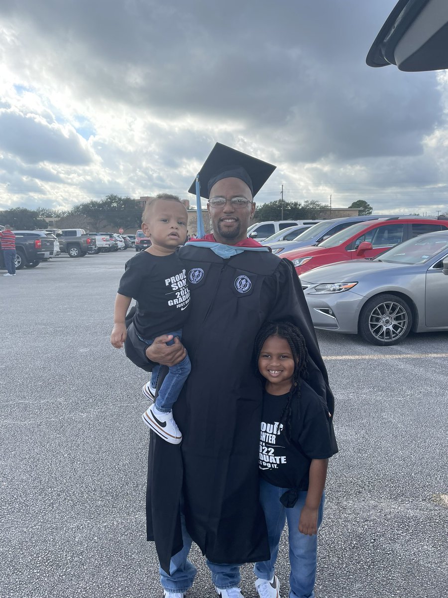 Congratulations to my hubby @Nateboy1486 receiving his Masters in Educational Leadership! Principal Bush has a nice ring to it! #LamarUGrad2022