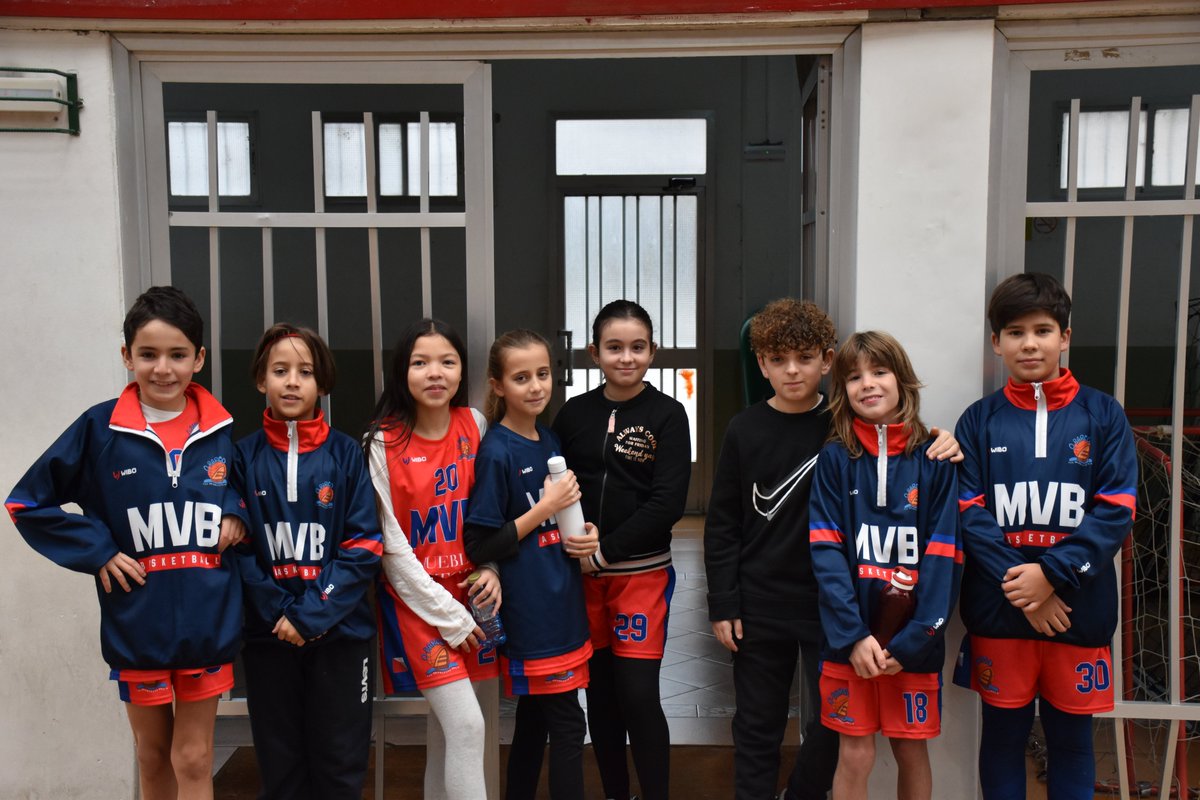 mvbarco's tweet photo. 📸 Imágenes de algunos de los encuentros disputados hoy en casa.
Más en nuestro facebook: https://t.co/oPSXja6nlp 
CADETE FEMENINO - @CBMSDE 
ALEVIN MX - CB CELANOVA 
#MVB https://t.co/KIbxOlPS2D