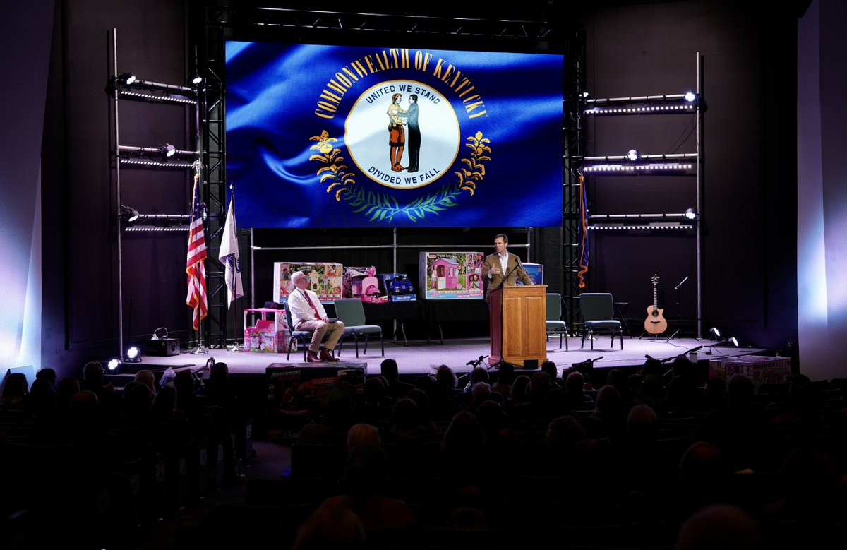 GovAndyBeshear's tweet photo. Thank you to Marshall County for holding such a meaningful service to recognize the year anniversary of the Western Kentucky tornadoes. We remembered those lost, celebrated how far we've come and gave thanks for the strength we've found by working together. https://t.co/h5l1vLcWfZ