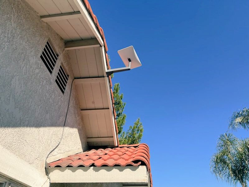 ESPINOZAINSTALL's tweet photo. #Starlink Antenna installed @ #Corona #California. Get a PRO installation with Certified Installers @ Espinoza Installations LLC . #fastinstallations #affordablerates #outstandingsupport . Call us today to get a FREE quote at 323 800 7714 https://t.co/Wo6hJTSCCA