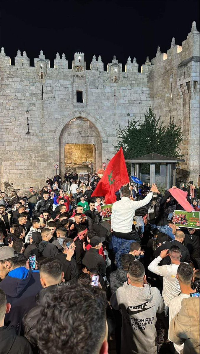 MoorishMovement's tweet photo. 📍La porte des Marocains à Jérusalem. 

C’est près du quartier historique offert par le fils de Salahdin Al-Ayoubbi aux guerriers marocains et leurs familles venues combattre les croisés ! https://t.co/lFlJ5lNt1S