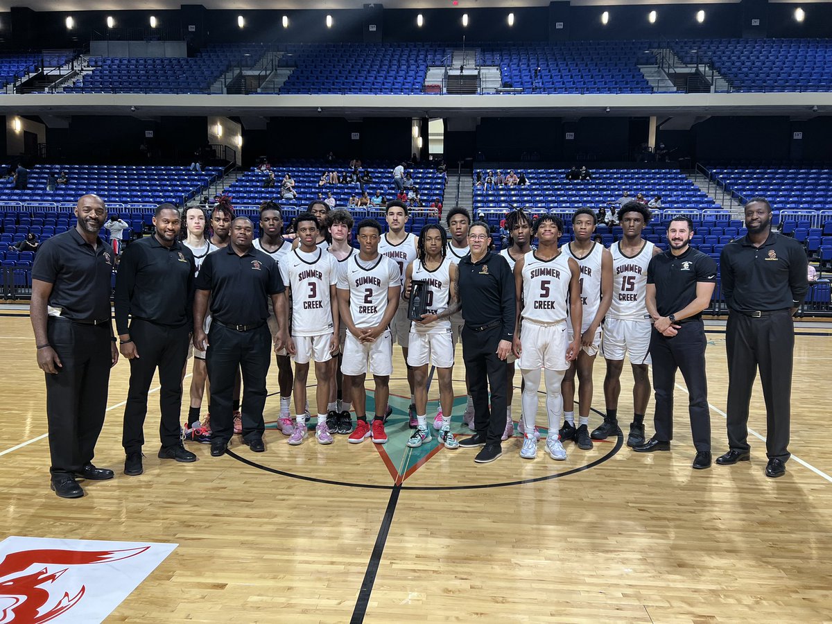 SummerCreekBas1's tweet photo. Finished the weekend with some hardware, great job by all the players and coaches 🏆🏀 https://t.co/peh8cVlYzo