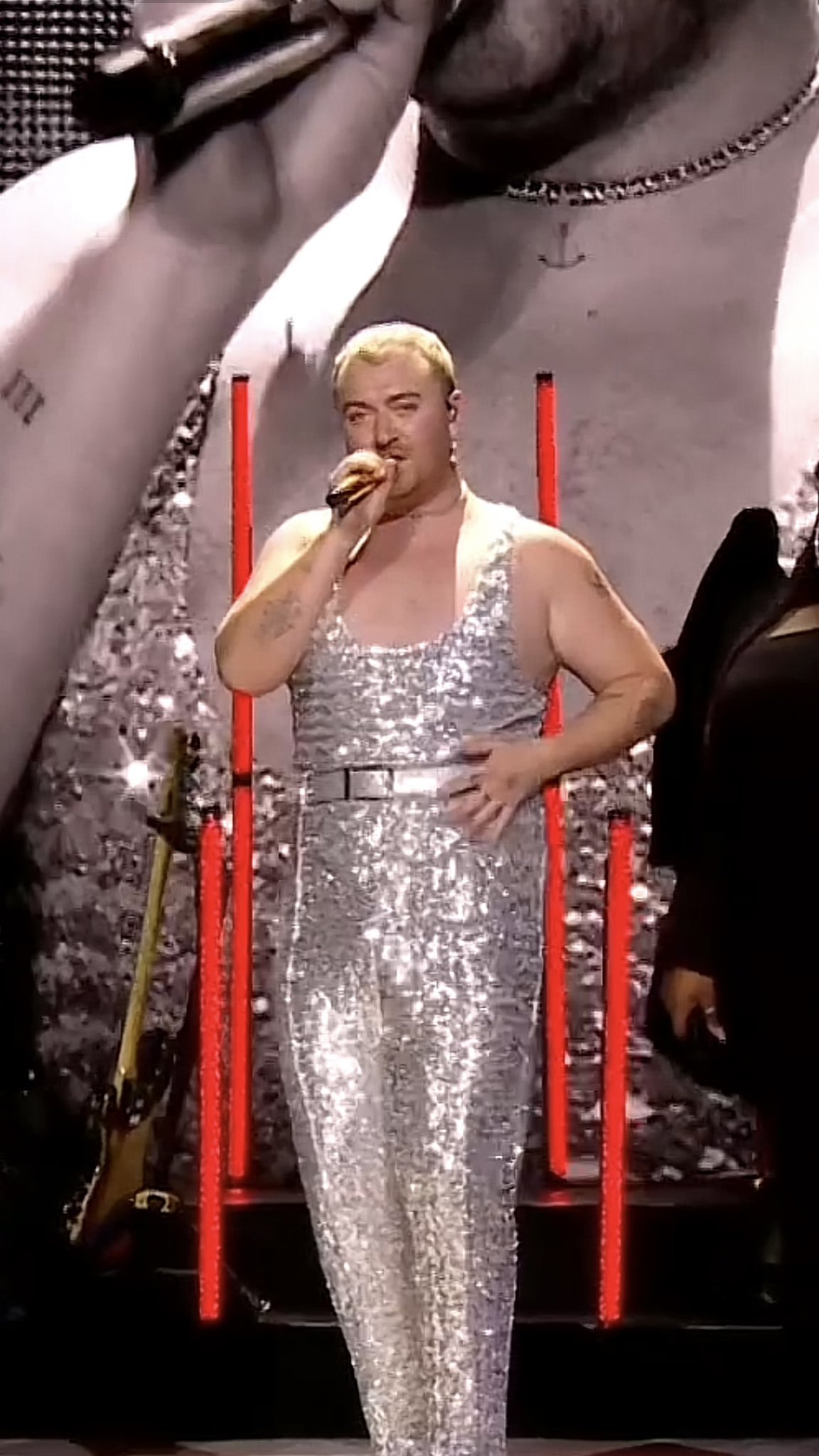 FjpPySiXwAImu1m?format=jpg&name=large