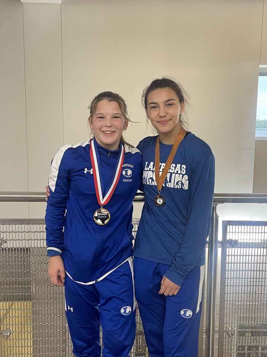 Taylor Martell dominates at Texas Women’s Classic in Lewisville taking 1st. Charlie Freeze takes 4th! 🔥🤼‍♀️💪🏾<a href="/LampasasHS/">Lampasas HS</a>