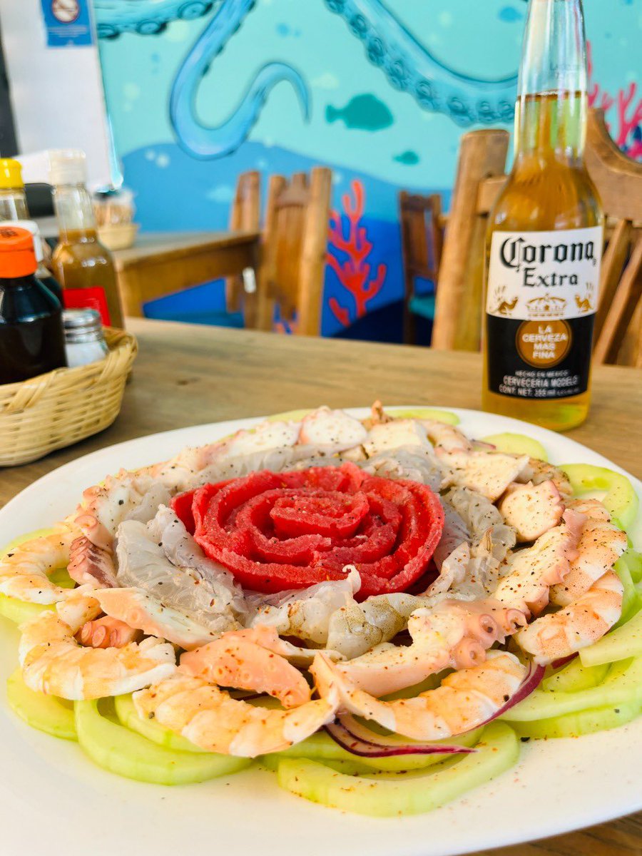 ALATOSTADA's tweet photo. Así nomás…
Llegó diciembre y sus remedios marisqueros.
.
🍺🦐🐙🐟🌶🥑🍺
.
.
.
#cheve #cerveza #beer
#mariscosgdl 
#alatostada #foodlover
#marisqueria #camarones #marisquisa 
@TeloVendoGDL https://t.co/D3zDnh9H8t