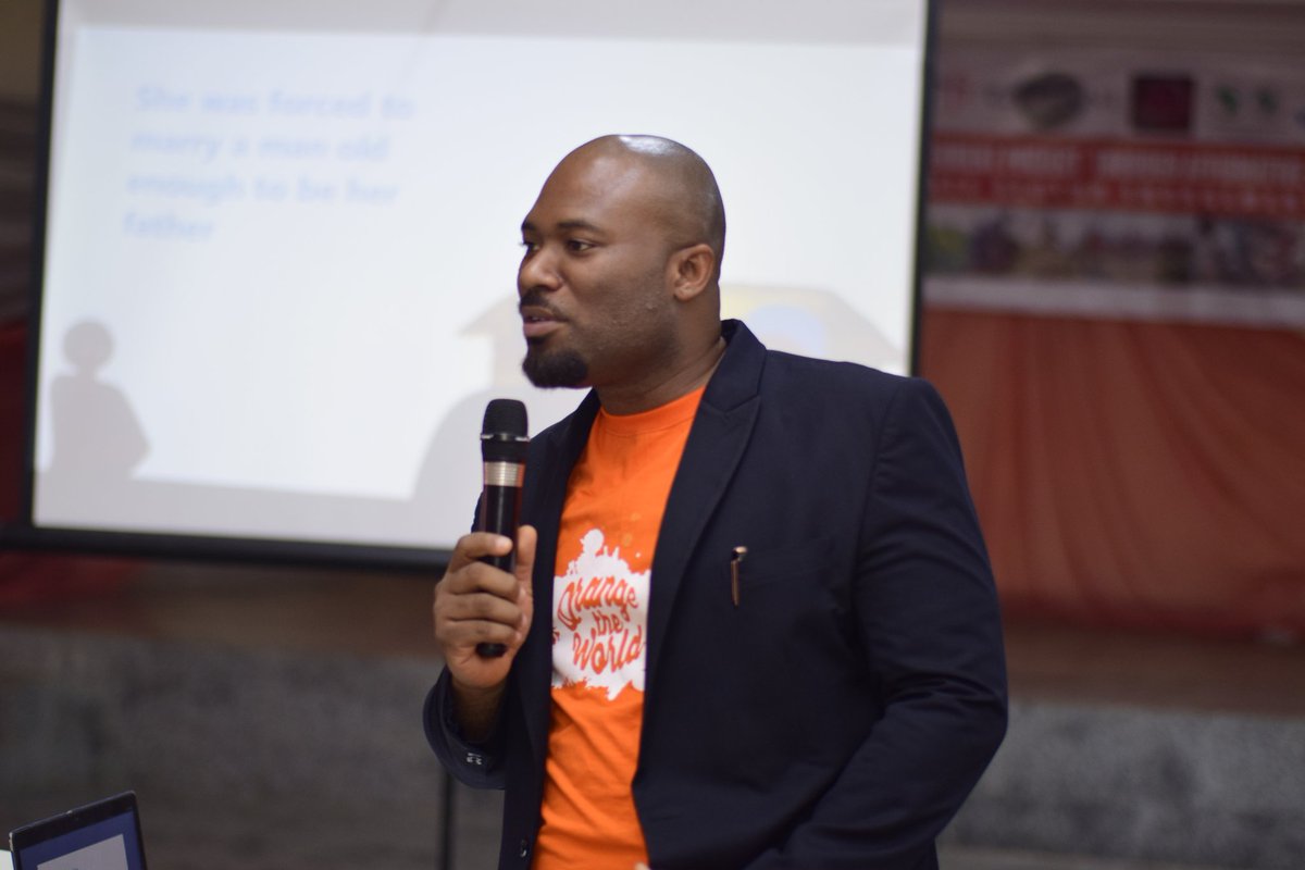 Zamani_Foundatn's tweet photo. Dr Chukwuemeka facilitating a session on WEPs at an event implemented by Zamani Foundation @ 16 days of activism against women in the private sector @onyimadu @unwomenNG
 @BeatriceEyong @kadppa2 https://t.co/hc60g3ppiz