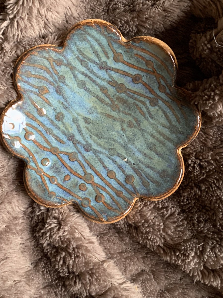MousePottery's tweet photo. If you’re looking for unique gifts, look no further. Each of our pieces are a one off, designed to be practical with a touch of whimsy. 

We use lead-free glaze, and all our pieces are dishwasher safe. https://t.co/2GahGYARuH
