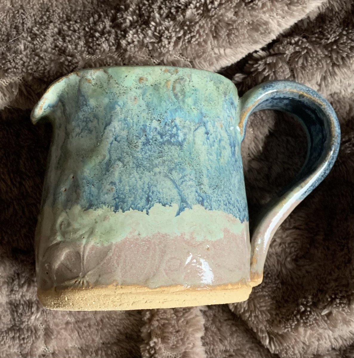 MousePottery's tweet photo. If you’re looking for unique gifts, look no further. Each of our pieces are a one off, designed to be practical with a touch of whimsy. 

We use lead-free glaze, and all our pieces are dishwasher safe. https://t.co/2GahGYARuH