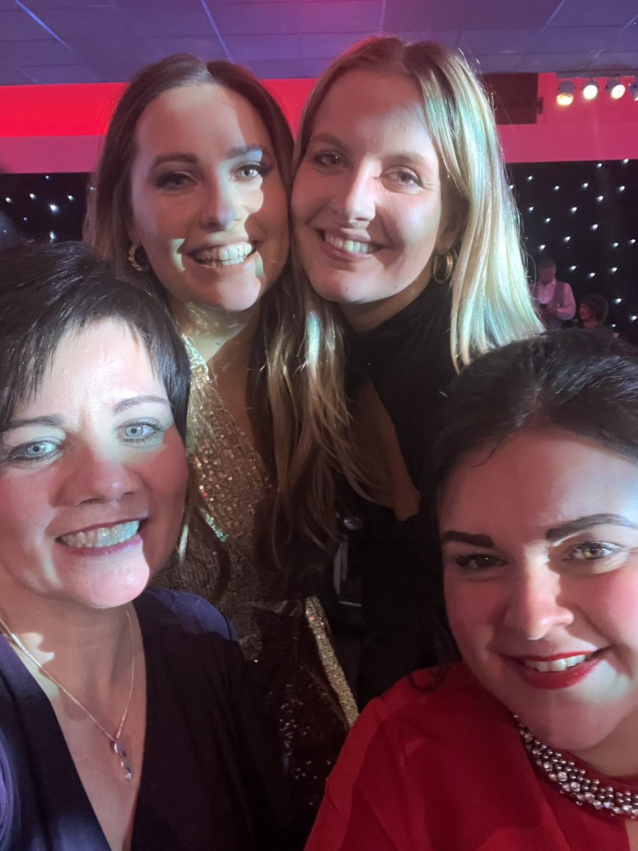 diane mccabe tweet media